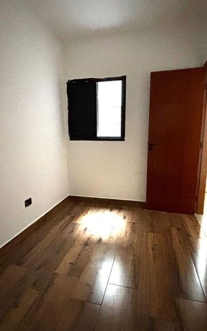 Casa à venda com 160m², 3 quartos e 2 vagas Casa à venda com 160m², 3 quartos e 2 vagasQuarto