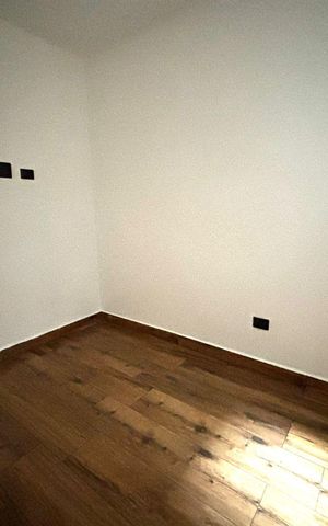 Casa à venda com 160m², 3 quartos e 2 vagas Casa à venda com 160m², 3 quartos e 2 vagasQuarto