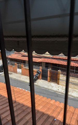 Casa à venda com 78m², 2 quartos e 1 vaga Casa à venda com 78m², 2 quartos e 1 vagaSala