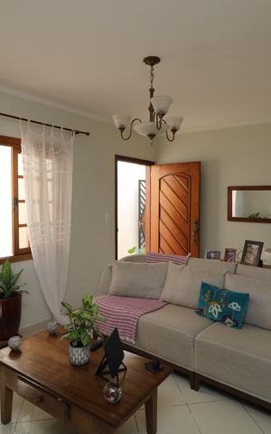 Casa à venda com 158m², 3 quartos e 2 vagasSala