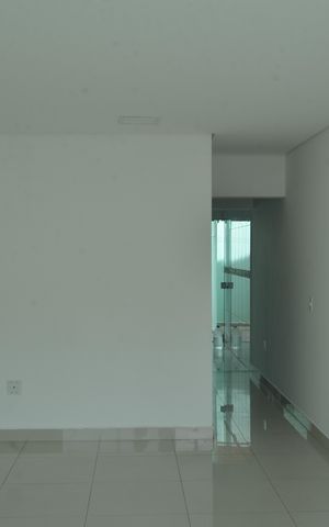Casa para alugar com 130m², 3 quartos e 2 vagasSala