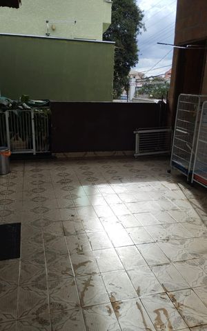 Casa à venda com 155m², 3 quartos e 1 vaga Casa à venda com 155m², 3 quartos e 1 vagaÁrea externa - Casa 1