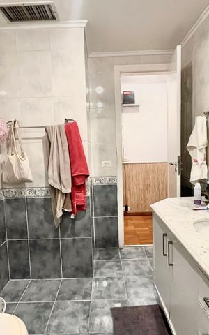 Apartamento à venda com 155m², 3 quartos e 1 vaga Apartamento à venda com 155m², 3 quartos e 1 vagaBanheiro social