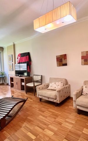 Apartamento à venda com 155m², 3 quartos e 1 vaga Apartamento à venda com 155m², 3 quartos e 1 vagaSala