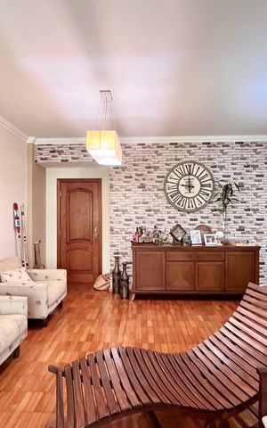 Apartamento à venda com 155m², 3 quartos e 1 vaga Apartamento à venda com 155m², 3 quartos e 1 vagaSala