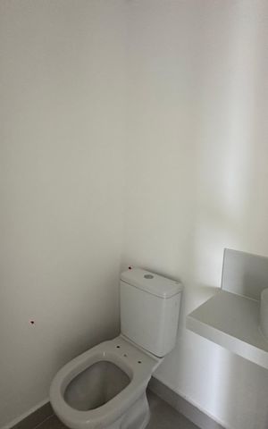 Apartamento à venda com 86m², 3 quartos e 2 vagas Apartamento à venda com 86m², 3 quartos e 2 vagasLavabo