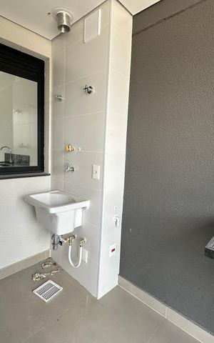 Apartamento à venda com 86m², 3 quartos e 2 vagas Apartamento à venda com 86m², 3 quartos e 2 vagasÁrea de Serviço