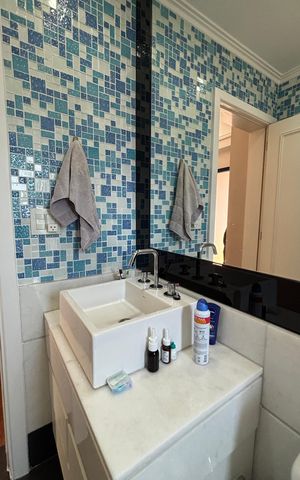 Apartamento para alugar com 216m², 4 quartos e 4 vagas Apartamento para alugar com 216m², 4 quartos e 4 vagasBanheiro da Suíte 2