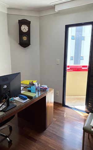 Apartamento para alugar com 216m², 4 quartos e 4 vagas Apartamento para alugar com 216m², 4 quartos e 4 vagasQuarto 1