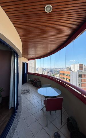 Apartamento para alugar com 216m², 4 quartos e 4 vagas Apartamento para alugar com 216m², 4 quartos e 4 vagasSala - Varanda