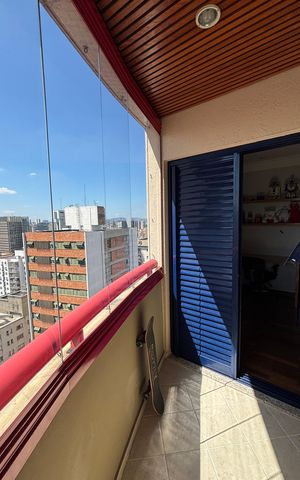 Apartamento para alugar com 216m², 4 quartos e 4 vagas Apartamento para alugar com 216m², 4 quartos e 4 vagasQuarto 2 Varanda