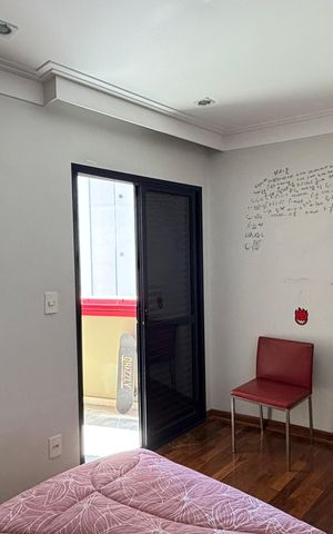Apartamento para alugar com 216m², 4 quartos e 4 vagas Apartamento para alugar com 216m², 4 quartos e 4 vagasQuarto 2