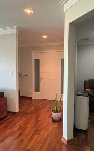Apartamento para alugar com 216m², 4 quartos e 4 vagas Apartamento para alugar com 216m², 4 quartos e 4 vagasSala - Sala de Jantar