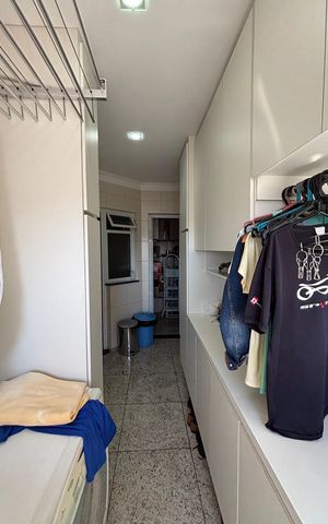 Apartamento para alugar com 216m², 4 quartos e 4 vagas Apartamento para alugar com 216m², 4 quartos e 4 vagasÁrea de Serviço