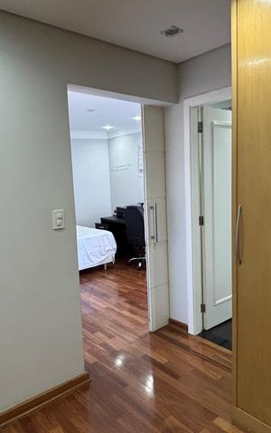 Apartamento para alugar com 216m², 4 quartos e 4 vagas Apartamento para alugar com 216m², 4 quartos e 4 vagasSuite 1