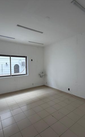 Casa para alugar com 476m², 9 quartos e 5 vagas Casa para alugar com 476m², 9 quartos e 5 vagasQuarto