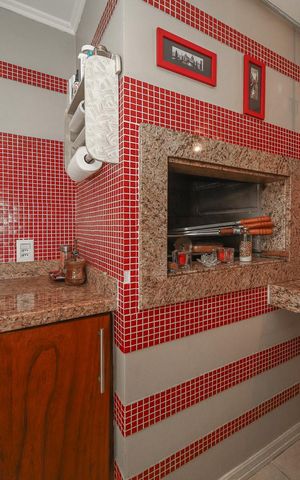Casa de condomínio à venda com 194m², 3 quartos e 2 vagasCozinha
