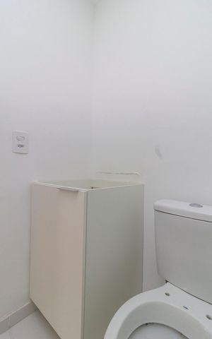 Apartamento à venda com 29m², 2 quartos e sem vaga Apartamento à venda com 29m², 2 quartos e sem vagaBanheiro