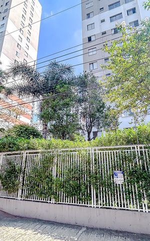Apartamento para alugar com 47m², 2 quartos e 1 vagaFachada com Plaquinha