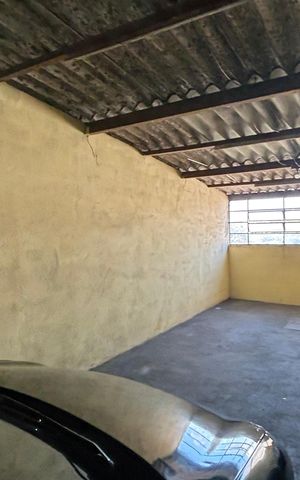 Casa à venda com 208m², 4 quartos e 1 vaga Casa à venda com 208m², 4 quartos e 1 vagaGaragem