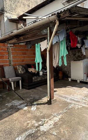 Casa à venda com 208m², 4 quartos e 1 vaga Casa à venda com 208m², 4 quartos e 1 vagaCasa 2 - Quintal - Area de Serviço