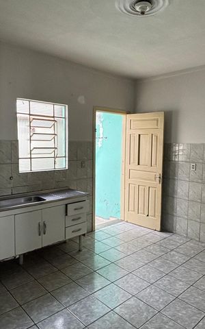 Casa à venda com 208m², 4 quartos e 1 vaga Casa à venda com 208m², 4 quartos e 1 vagaCasa 1 Cozinha
