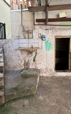 Casa à venda com 208m², 4 quartos e 1 vaga Casa à venda com 208m², 4 quartos e 1 vagaCasa 1 Quintal - Area de Serviço