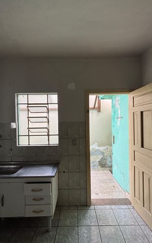 Casa à venda com 208m², 4 quartos e 1 vaga Casa à venda com 208m², 4 quartos e 1 vagaCasa 1 Cozinha