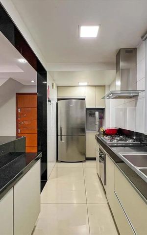 Apartamento para alugar com 200m², 4 quartos e 2 vagas
