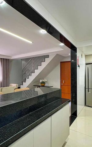 Apartamento para alugar com 200m², 4 quartos e 2 vagas