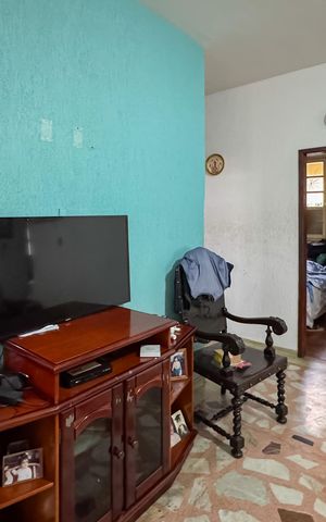 Casa à venda com 230m², 4 quartos e 1 vaga