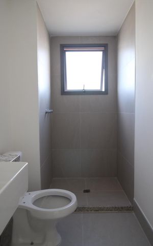 Apartamento à venda com 93m², 3 quartos e 2 vagasBanheiro da Suíte 1