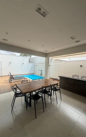 Casa de condomínio para alugar com 221m², 3 quartos e 2 vagas Casa de condomínio para alugar com 221m², 3 quartos e 2 vagasArea lazer
