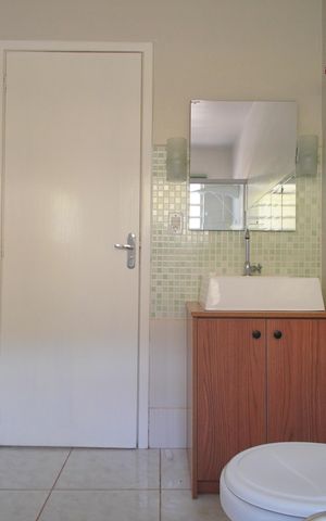 Casa à venda com 140m², 3 quartos e 2 vagasBanheiro 1