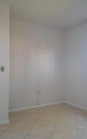 Casa à venda com 140m², 3 quartos e 2 vagasSala 2
