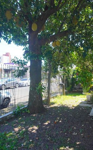 Casa à venda com 140m², 3 quartos e 2 vagasCorredor