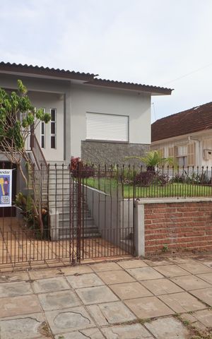 Casa à venda com 137m², 2 quartos e 3 vagasFachada