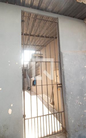 Casa à venda com 300m², 6 quartos e 2 vagas