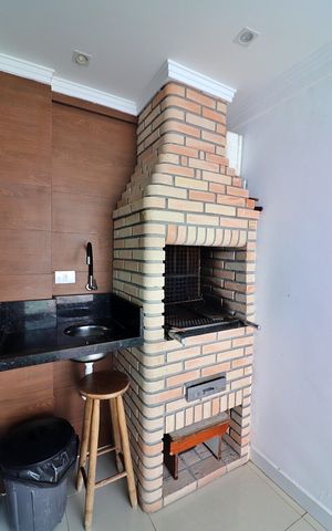 Casa à venda com 180m², 3 quartos e 2 vagasChurrasqueira