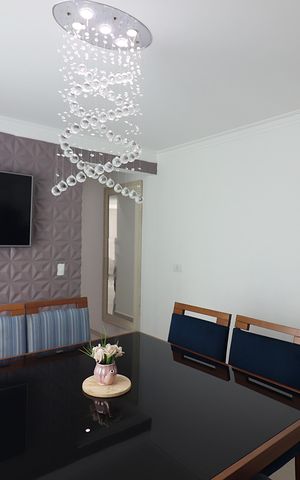 Casa à venda com 180m², 3 quartos e 2 vagasCopa e Cozinha 
