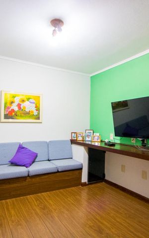Casa à venda com 171m², 3 quartos e 2 vagas Casa à venda com 171m², 3 quartos e 2 vagasSala