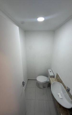 Apartamento à venda com 86m², 3 quartos e 1 vaga Apartamento à venda com 86m², 3 quartos e 1 vagaBanheiro