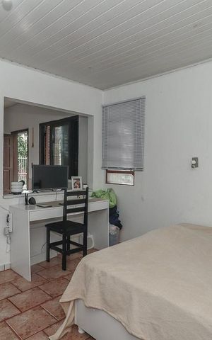Casa à venda com 303m², 5 quartos e 2 vagasQuarto 5 / Casa frente