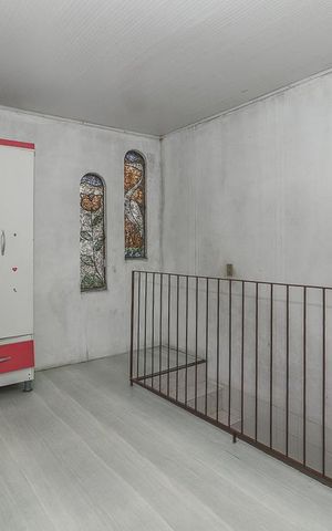 Casa à venda com 303m², 5 quartos e 2 vagasQuarto 2 / Casa principal