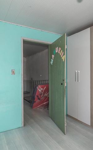 Casa à venda com 303m², 5 quartos e 2 vagasQuarto 3 / Casa principal