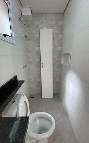 Apartamento à venda com 58m², 2 quartos e 2 vagas Apartamento à venda com 58m², 2 quartos e 2 vagasBanheiro