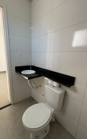 Apartamento à venda com 58m², 2 quartos e 2 vagas Apartamento à venda com 58m², 2 quartos e 2 vagasBanheiro da Suíte