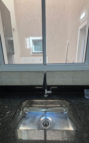 Apartamento à venda com 58m², 2 quartos e 2 vagas Apartamento à venda com 58m², 2 quartos e 2 vagasCozinha