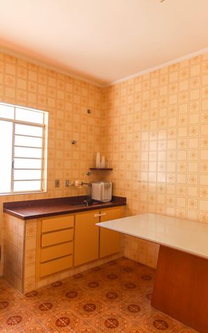 Casa à venda com 184m², 3 quartos e 2 vagasCozinha