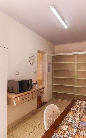Casa à venda com 184m², 3 quartos e 2 vagasCozinha